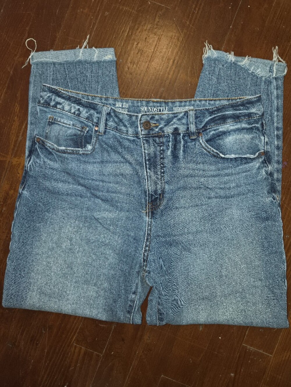 Women’s Mid-Wash High Rise Denim Jeans